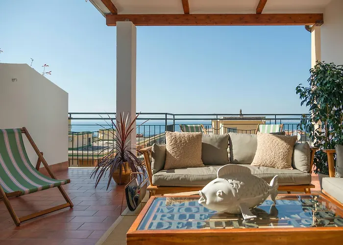 아파트 Casa Mario With Terrace And Sea View 소렌토